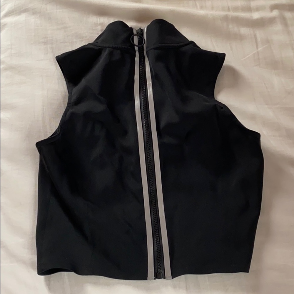 DLC size small top